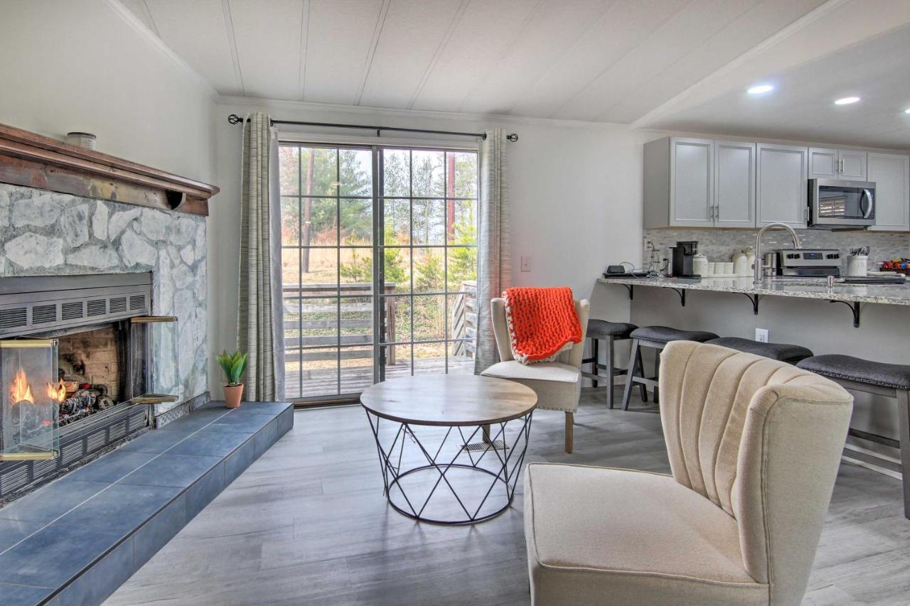 Cozy Asheville Cottage With Grill And Fire Pit! Exteriör bild