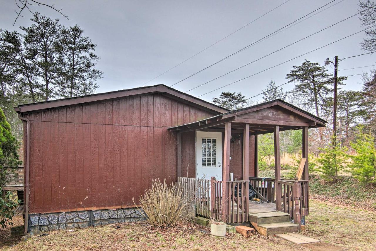 Cozy Asheville Cottage With Grill And Fire Pit! Exteriör bild